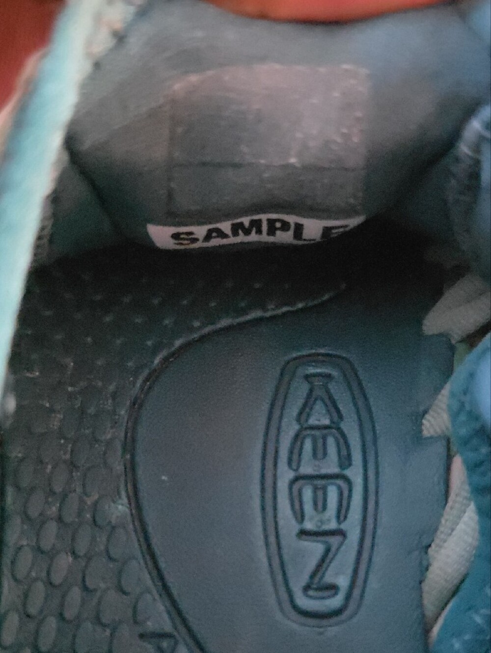 KEEN UNEEK O2-W Sandal - Picture 2 of 7